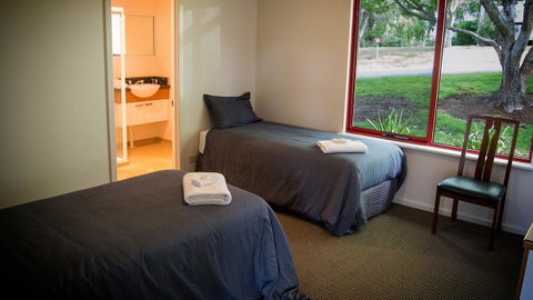 Karri Mia Chalets And Studios - Phillip Island Accommodation 16