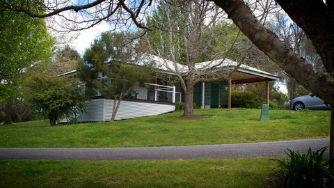 Karri Mia Chalets And Studios - Phillip Island Accommodation 24