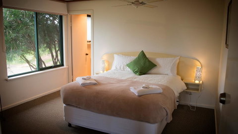 Karri Mia Chalets And Studios - Phillip Island Accommodation 11