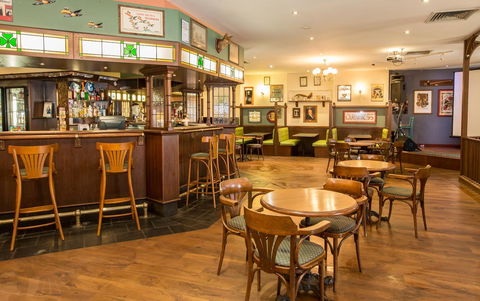 The Continental Hotel - Phillip Island Accommodation 3