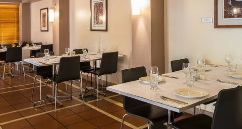 The Continental Hotel - Phillip Island Accommodation 10