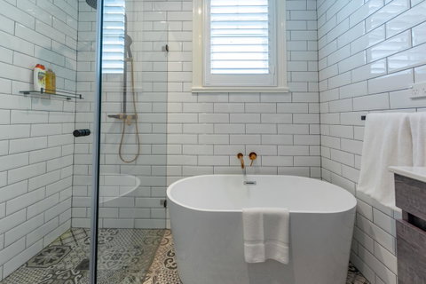 Heritage Townhouse Near Harbour Bridge - Phillip Island Accommodation 2