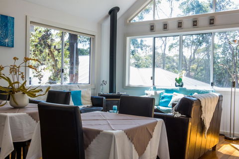 Nelson Bay Bed & Breakfast - Phillip Island Accommodation 37