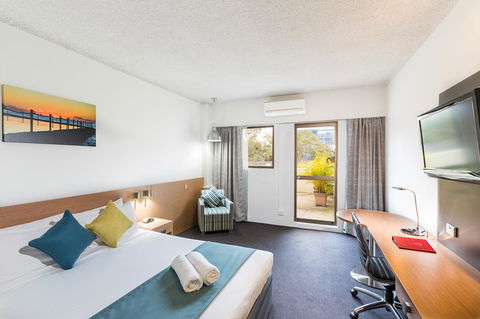 Metro Hotel Miranda - Phillip Island Accommodation 24