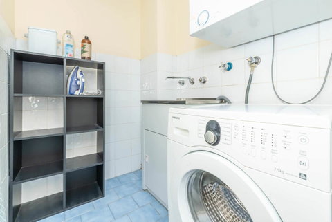 Apartments In Pyrmont - Phillip Island Accommodation 26