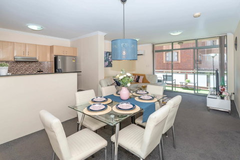 Apartments In Pyrmont - Phillip Island Accommodation 0