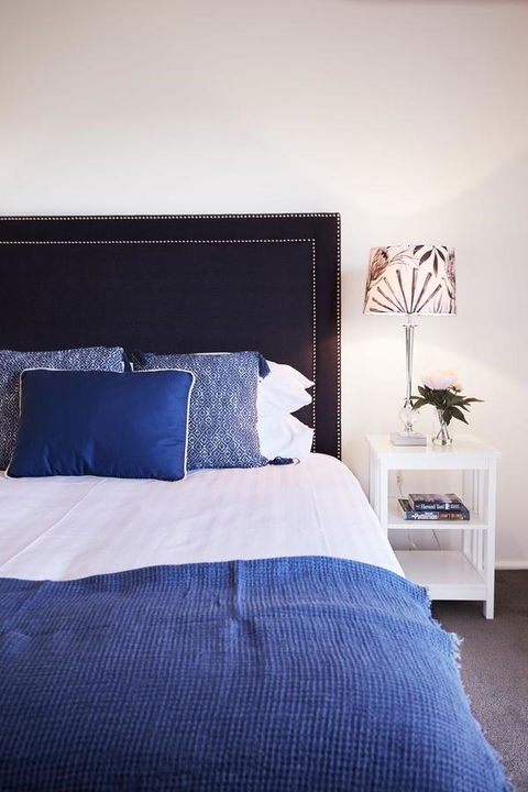 Bright And Spacious Family Home With Leafy Deck - Phillip Island Accommodation 7