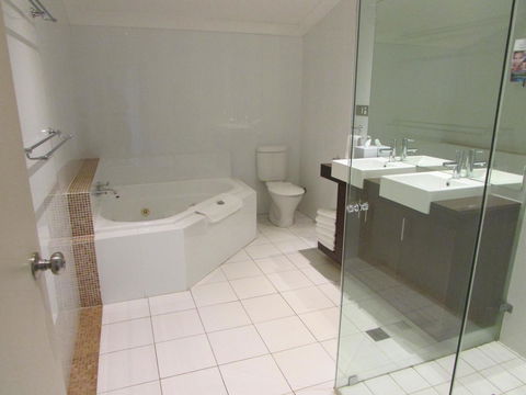 Crowne Plaza Hawkesbury Valley, An IHG Hotel - Phillip Island Accommodation 14