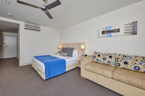 Waves Byron Bay - Phillip Island Accommodation 34