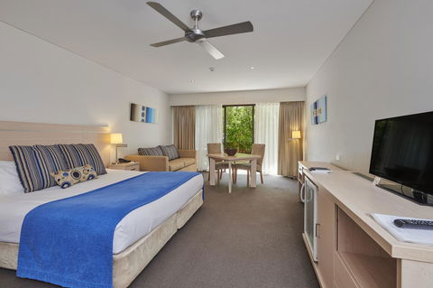 Waves Byron Bay - Phillip Island Accommodation 26
