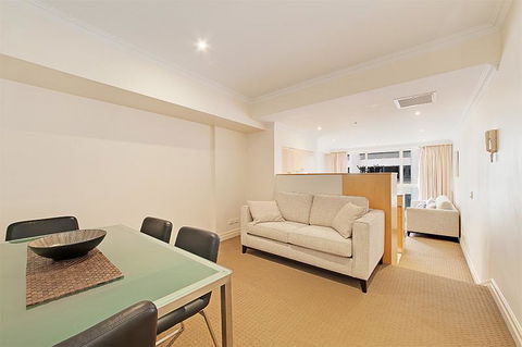 Wyndel Apartments Sydney CBD - Bond - Phillip Island Accommodation 9