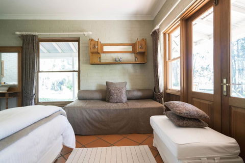 Thistle Hill Guesthouse - Walk To Many Wineries And Restaurants - Phillip Island Accommodation 39