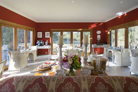 Thistle Hill Guesthouse - Walk To Many Wineries And Restaurants - Phillip Island Accommodation 21