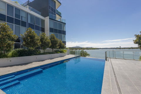 Lakefront 116 Kingston ACT - Phillip Island Accommodation 0