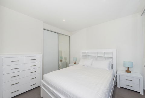 Lakefront 116 Kingston ACT - Phillip Island Accommodation 6