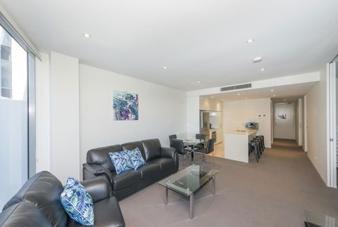 Lakefront 116 Kingston ACT - Phillip Island Accommodation 1