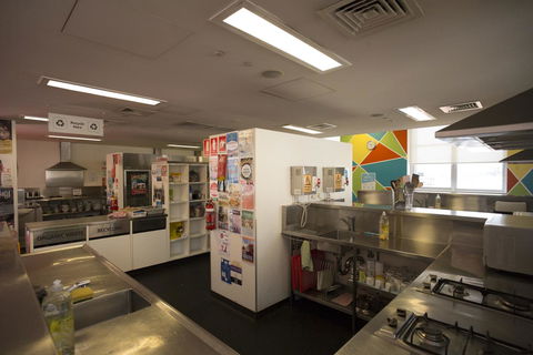 YHA Sydney Harbour - Phillip Island Accommodation 12