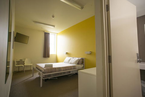 YHA Sydney Harbour - Phillip Island Accommodation 16