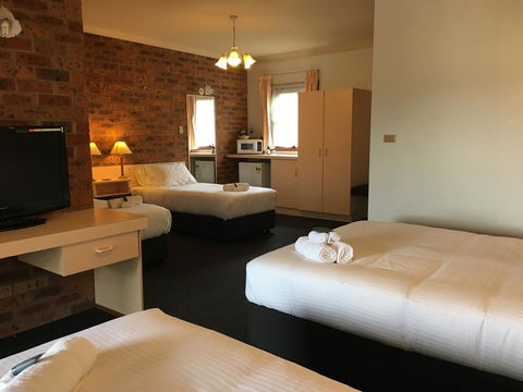 Bega Downs Motor Inn - Phillip Island Accommodation 14