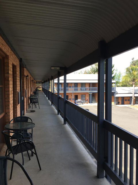 Bega Downs Motor Inn - Phillip Island Accommodation 9