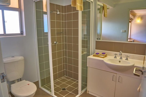 Hunter Oasis - Phillip Island Accommodation 16