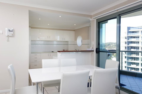 Sails Apartments - Phillip Island Accommodation 3