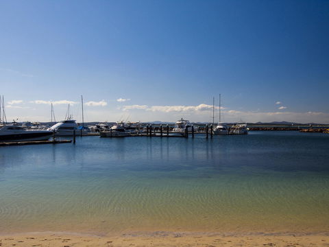 Oaks Nelson Bay Lure Suites - Phillip Island Accommodation 3