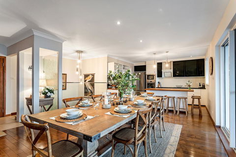 Phuza Maningi 17 Myan Close - Phillip Island Accommodation 7