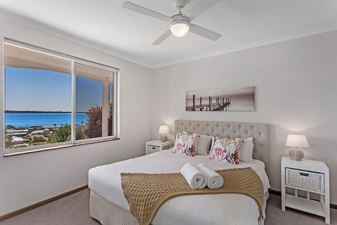 Phuza Maningi 17 Myan Close - Phillip Island Accommodation 14