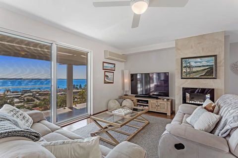 Phuza Maningi 17 Myan Close - Phillip Island Accommodation 4