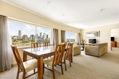 Holiday Inn Sydney Potts Point - Phillip Island Accommodation 21