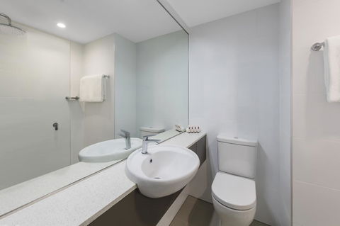 Travelodge Hotel Sydney Airport - Phillip Island Accommodation 25