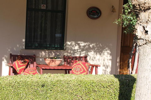 Boot Makers Cottage - Phillip Island Accommodation 2