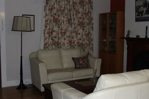 Boot Makers Cottage - Phillip Island Accommodation 10