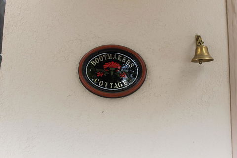 Boot Makers Cottage - Phillip Island Accommodation 0