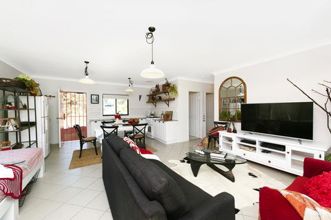 The Woods Farm Jervis Bay - Phillip Island Accommodation 16