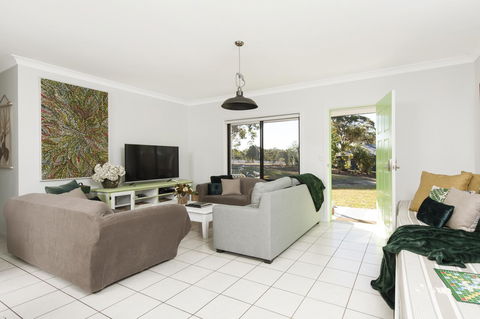 The Woods Farm Jervis Bay - Phillip Island Accommodation 44