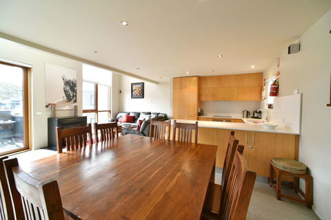 Snowstream 4 - Phillip Island Accommodation 9