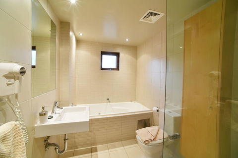 Snowstream 4 - Phillip Island Accommodation 6