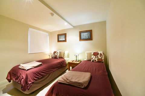 Snowstream 4 - Phillip Island Accommodation 1