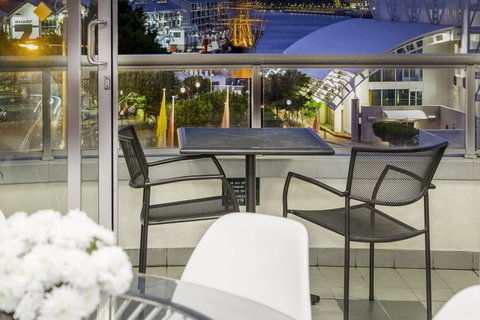 Darling Harbour ICC 3BR+PARKING+VIEWS è¾¾ä»¤æ¸¯å…¨æ™¯è±ªåŽä¸‰æˆ¿ - Phillip Island Accommodation 9