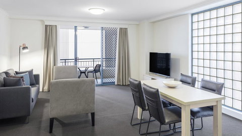 Oaks Sydney Castlereagh Suites - Phillip Island Accommodation 15