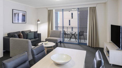 Oaks Sydney Castlereagh Suites - Phillip Island Accommodation 10