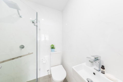 Dixon Residences - Phillip Island Accommodation 26