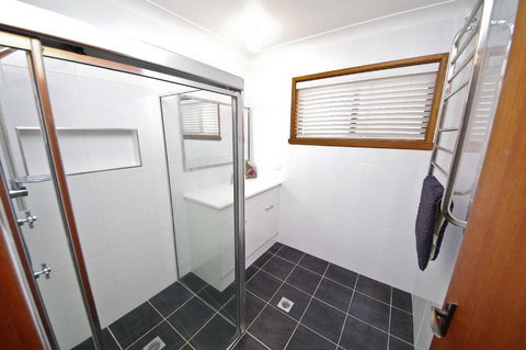 Breakaway, 11 Scott Street - Phillip Island Accommodation 2