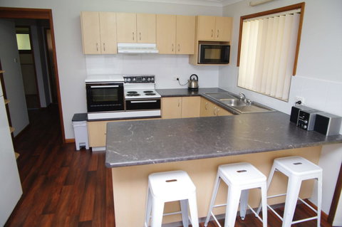 Breakaway, 11 Scott Street - Phillip Island Accommodation 1