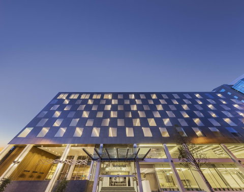 PARKROYAL Parramatta - Phillip Island Accommodation 1