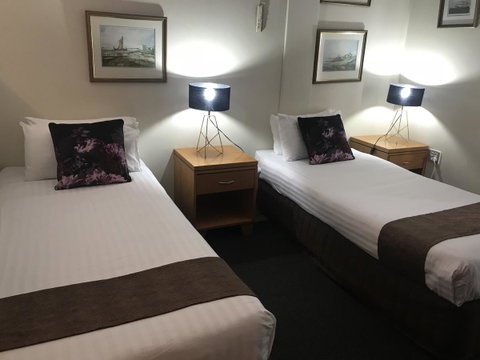 Mariners Court Hotel Sydney - Phillip Island Accommodation 0