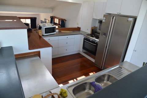 The Boat House - Phillip Island Accommodation 14