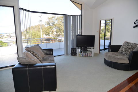 The Boat House - Phillip Island Accommodation 9